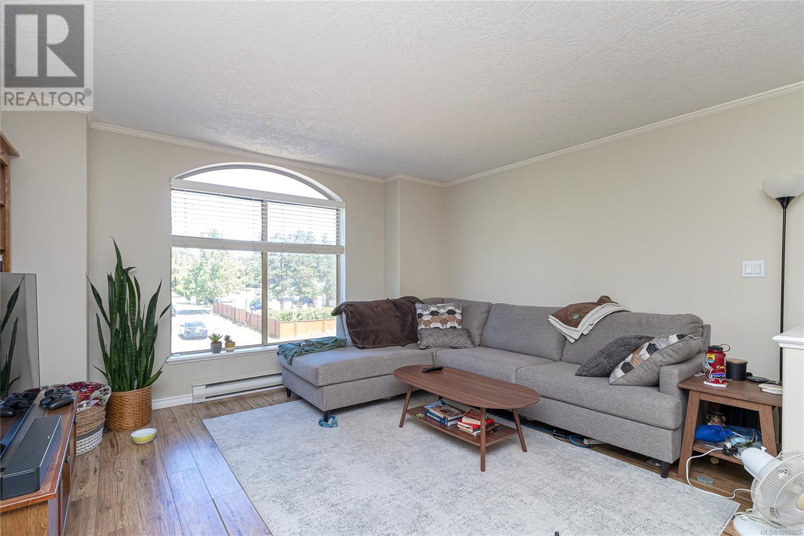 Property at 1151 Cherry Rd image 4