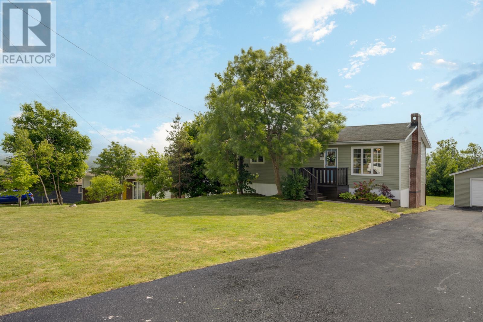 Property at 11 Octagon Heights image 3
