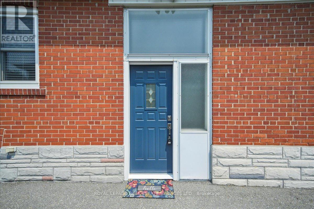 Property at 10 MENDIP CRESCENT image 3