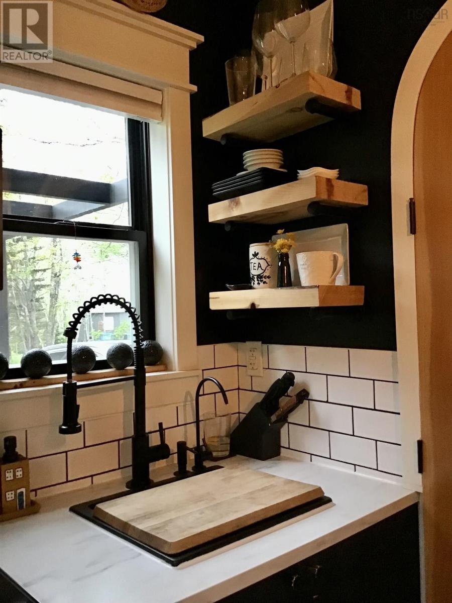 4 Island Pond Road, North Chegoggin, Nova Scotia  B5A 5H3 - Photo 9 - 202514020