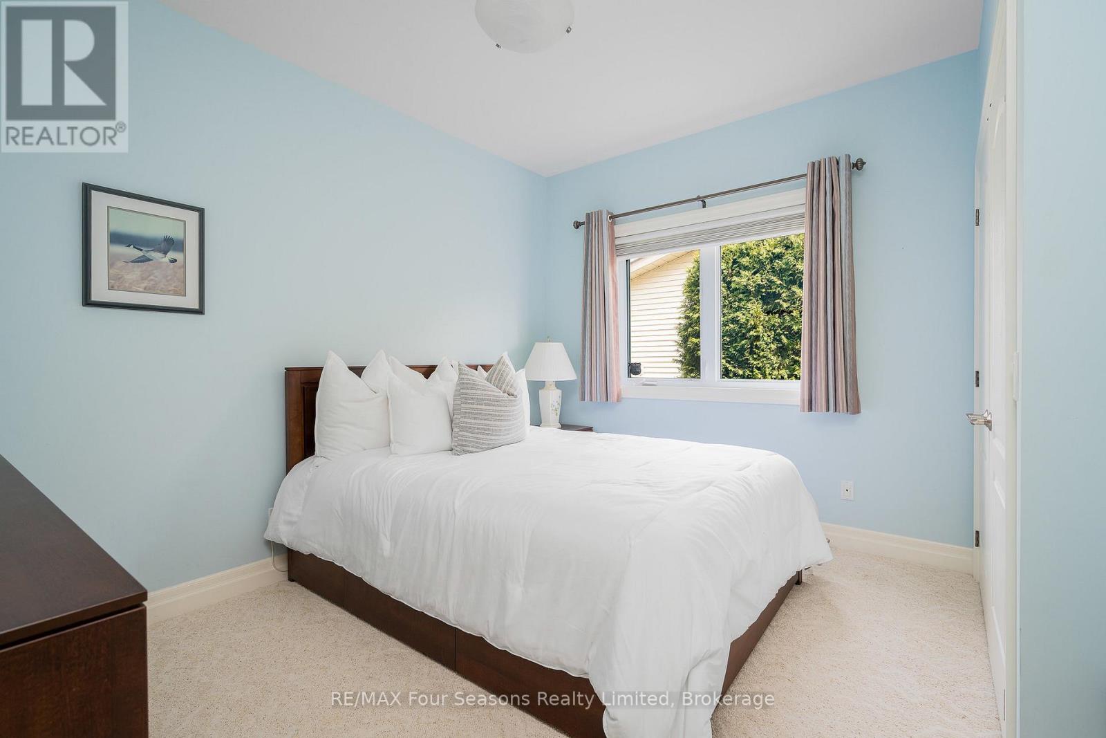 150 Brooker Boulevard, Blue Mountains, Ontario  L9Y 0M2 - Photo 26 - X12286265