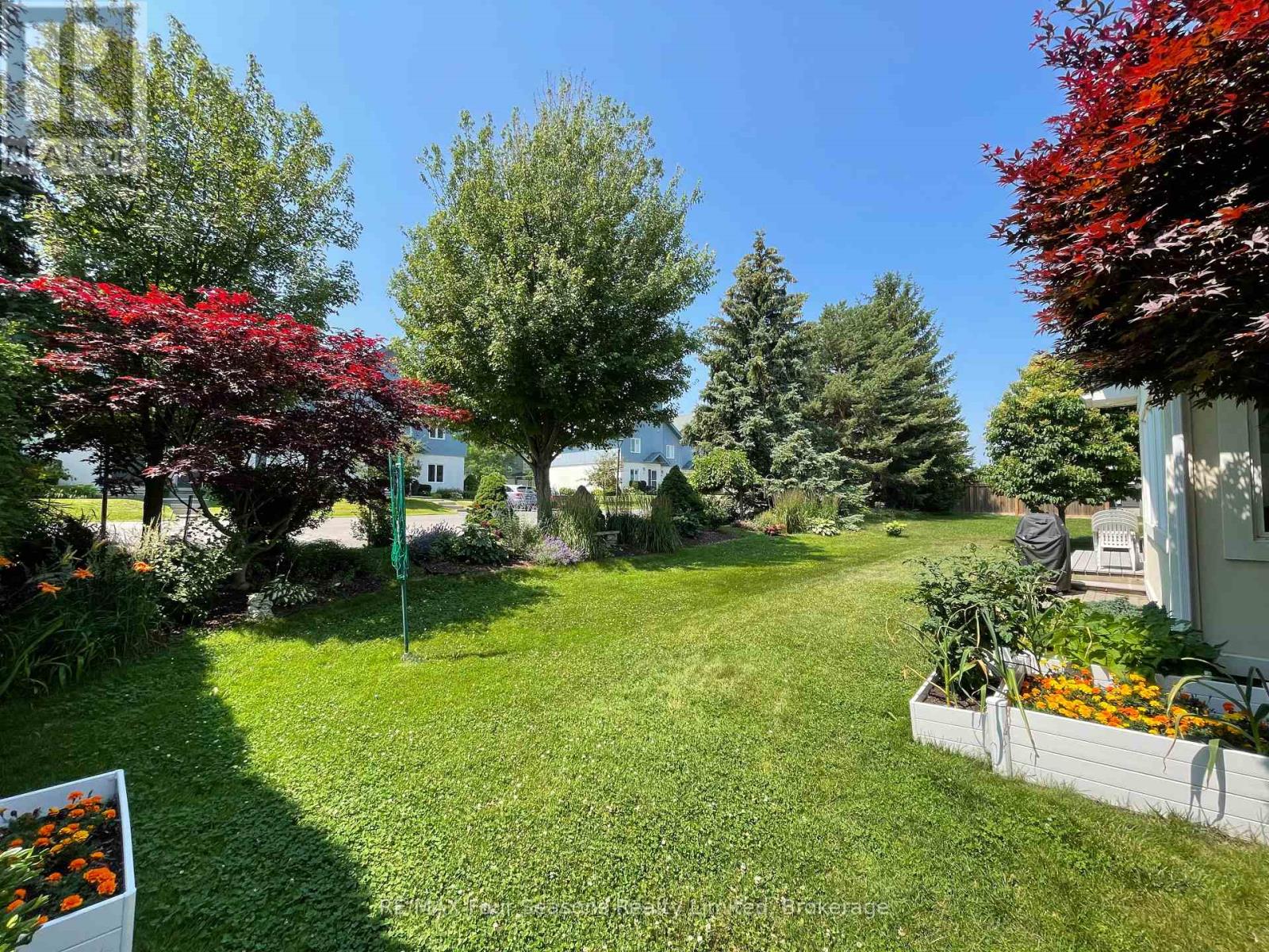 150 Brooker Boulevard, Blue Mountains, Ontario  L9Y 0M2 - Photo 6 - X12286265
