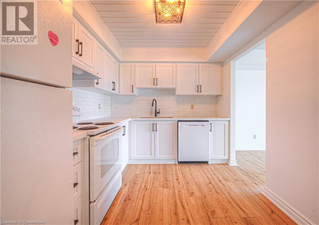 Property at 237 KING Street W Unit# 1207 image 4