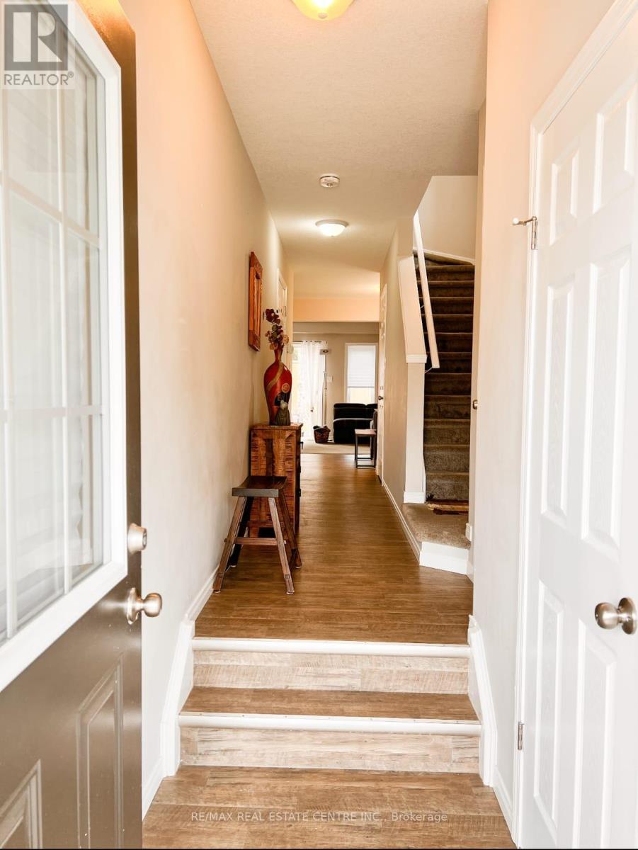 36 - 50 Pinnacle Drive, Kitchener, Ontario  N2P 0H8 - Photo 11 - X12283956