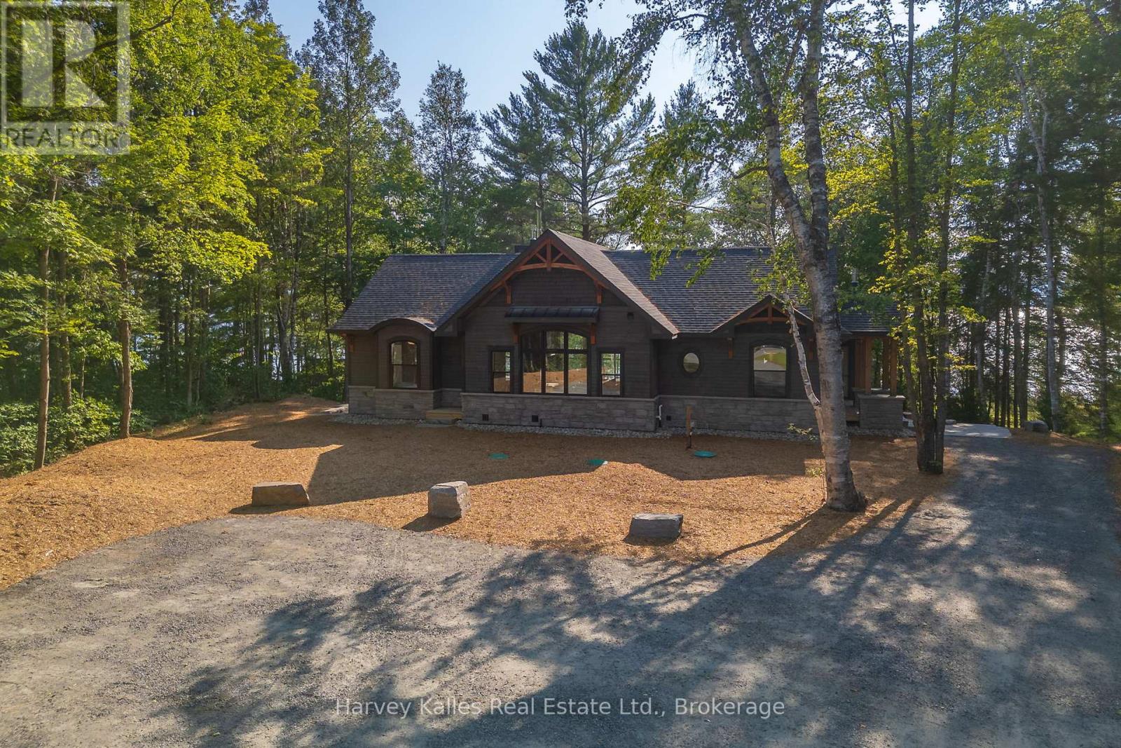 1204 Seabreeze Road, Lake Of Bays, Ontario  P0A 1H0 - Photo 46 - X12290714