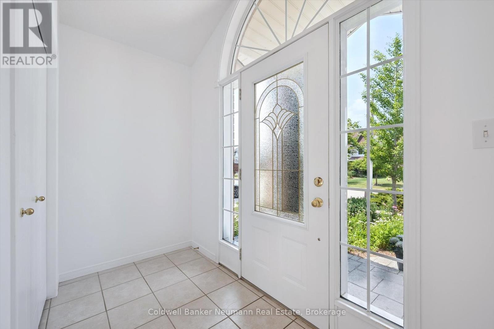 97 Wilton Road, Guelph, Ontario  N1E 7L8 - Photo 3 - X12290723
