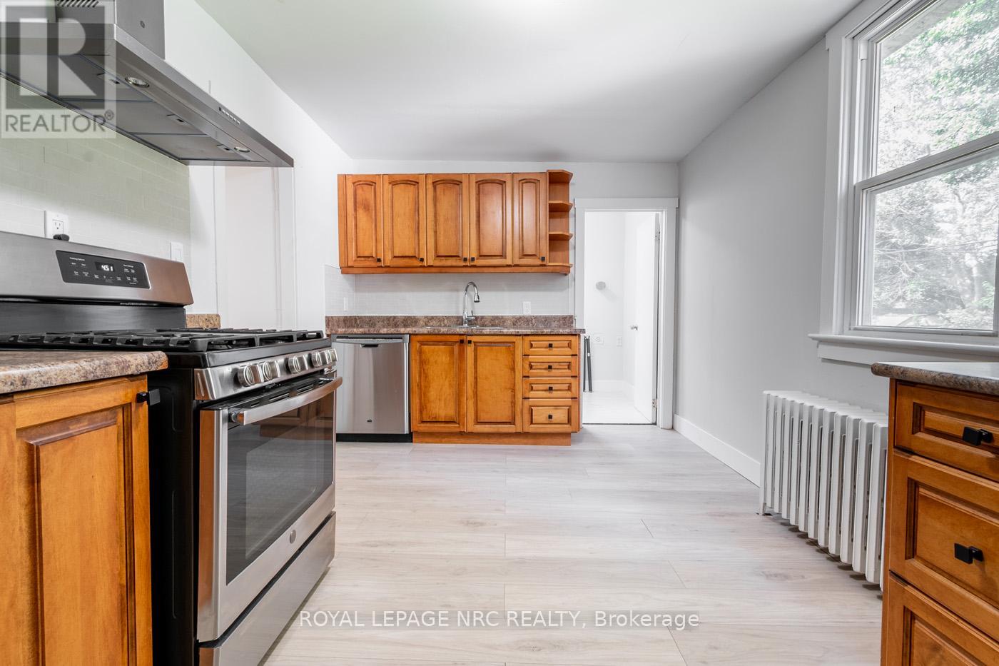 29 Erie Street, Port Colborne (Main Street), Ontario  L3K 4L8 - Photo 23 - X12290651