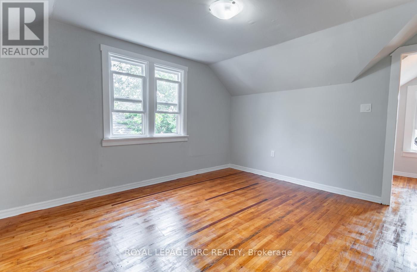 29 Erie Street, Port Colborne (Main Street), Ontario  L3K 4L8 - Photo 31 - X12290651