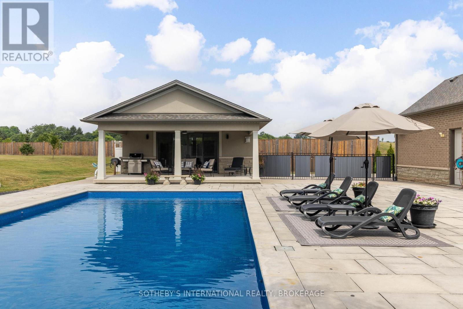 51 Tews Lane, Hamilton, Ontario  L9H 7N4 - Photo 44 - X12290719