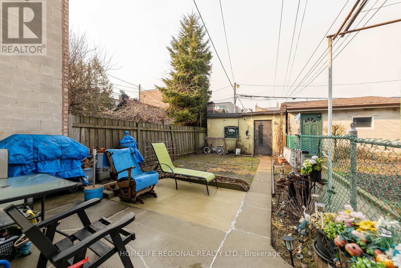 Lower Level - 244 Roxton Road, Toronto, Ontario  M6G 3P9 - Photo 17 - C12290480