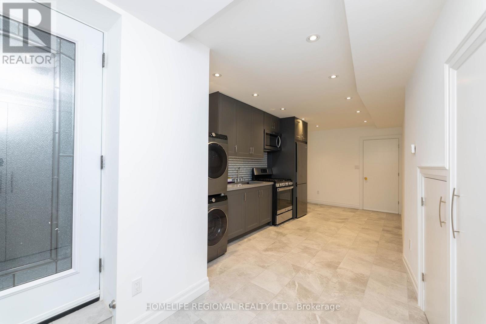 Lower Level - 244 Roxton Road, Toronto, Ontario  M6G 3P9 - Photo 3 - C12290480