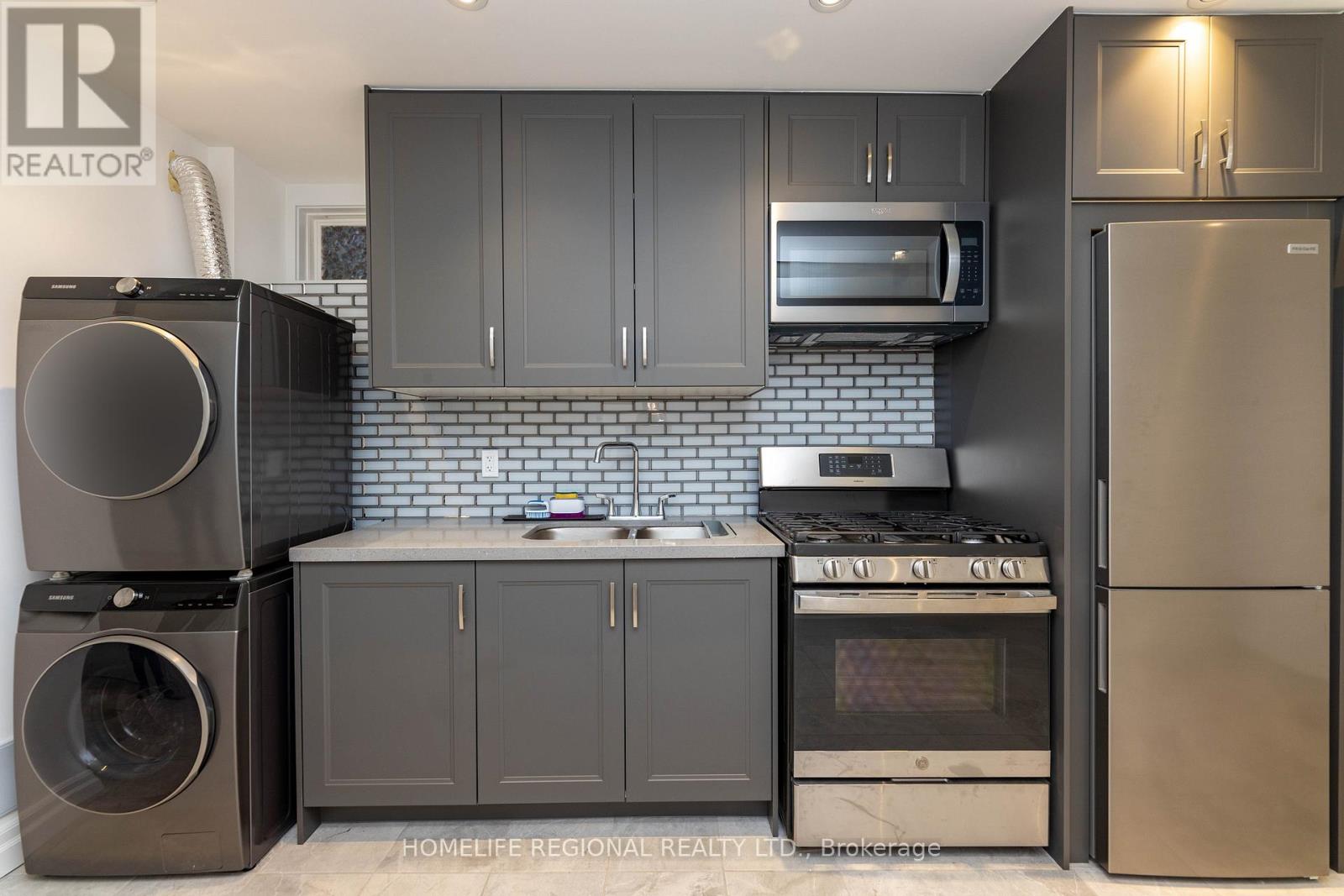 Lower Level - 244 Roxton Road, Toronto, Ontario  M6G 3P9 - Photo 4 - C12290480