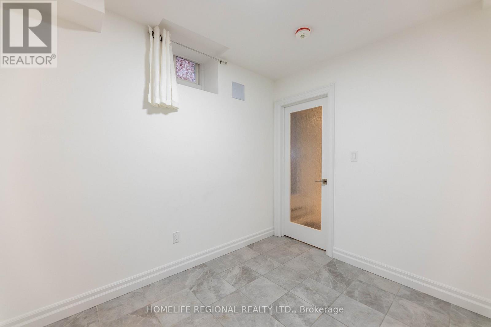 Lower Level - 244 Roxton Road, Toronto, Ontario  M6G 3P9 - Photo 9 - C12290480