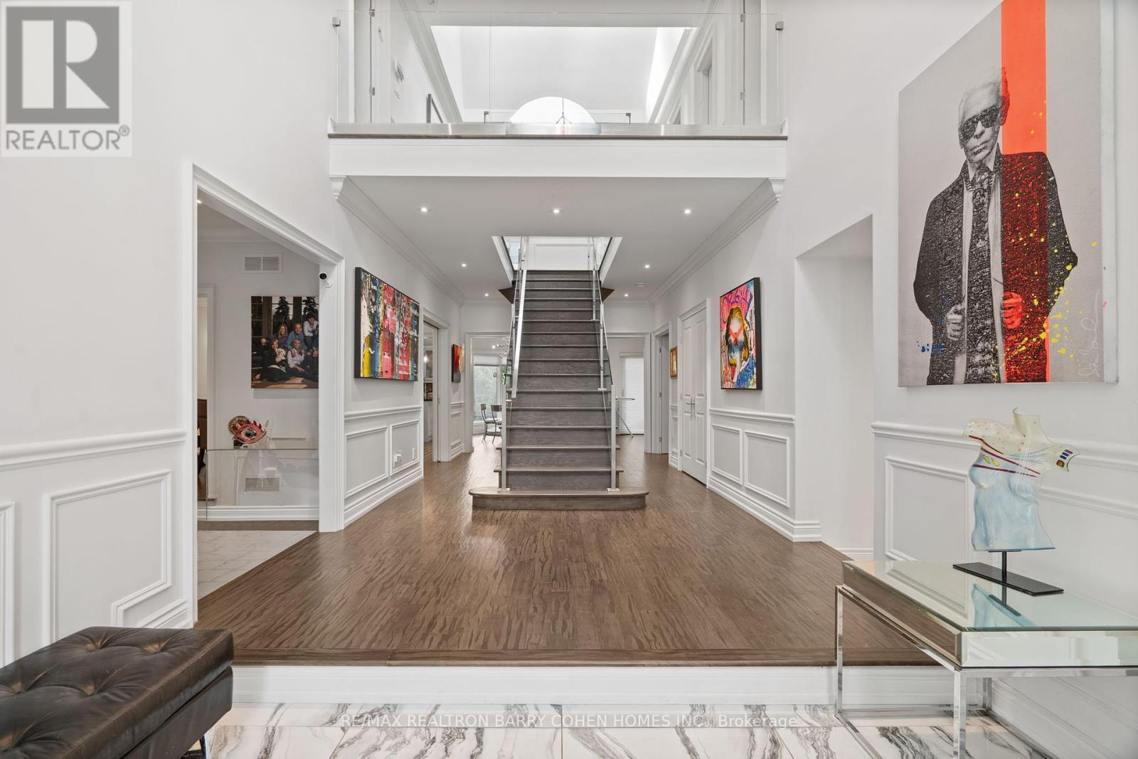 Property at 566 CASTLEFIELD AVENUE image 3