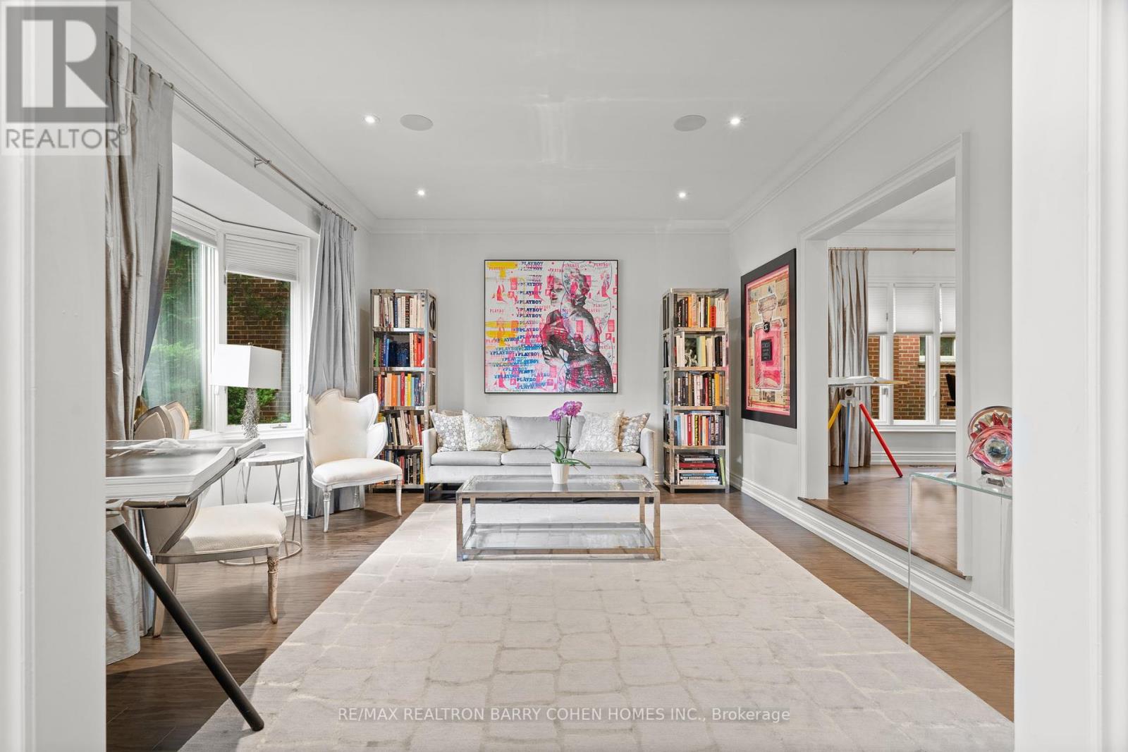 Property at 566 CASTLEFIELD AVENUE image 5