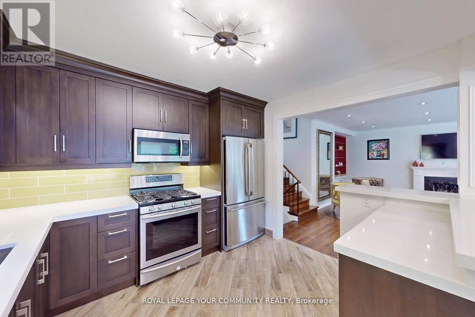 118 Betty Ann Drive, Toronto, Ontario  M2N 1X4 - Photo 14 - C12290570