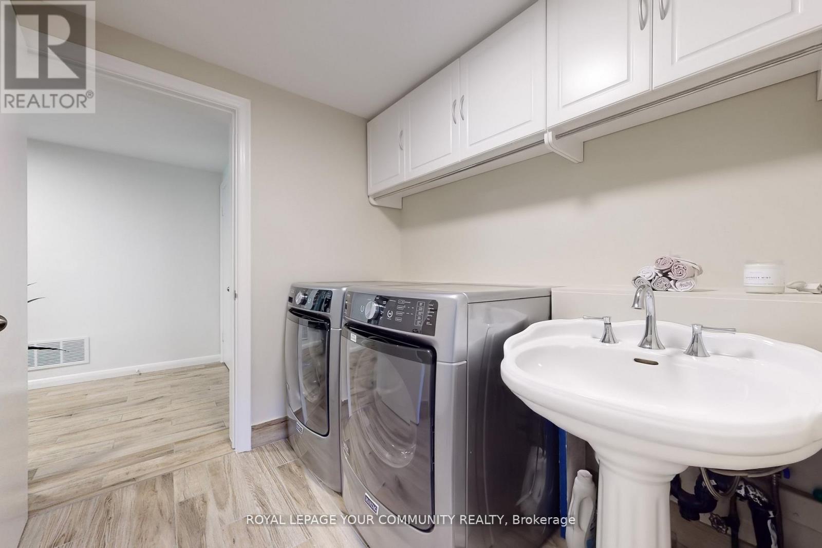 118 Betty Ann Drive, Toronto, Ontario  M2N 1X4 - Photo 23 - C12290570