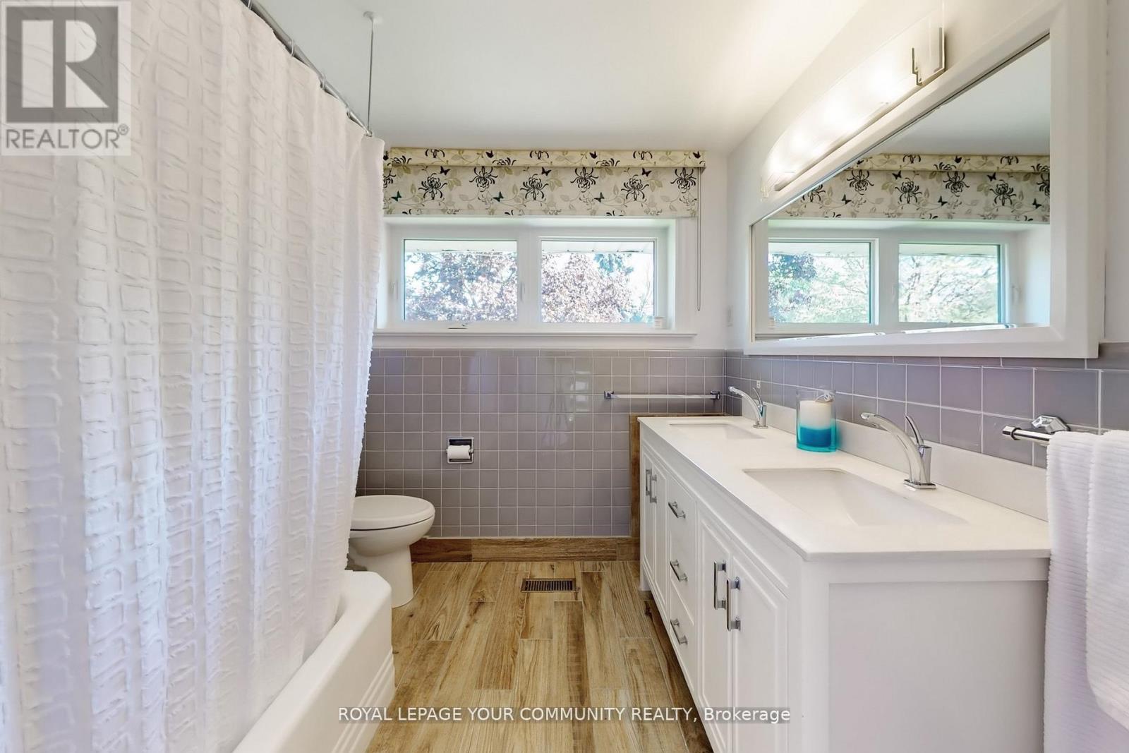 118 Betty Ann Drive, Toronto, Ontario  M2N 1X4 - Photo 32 - C12290570