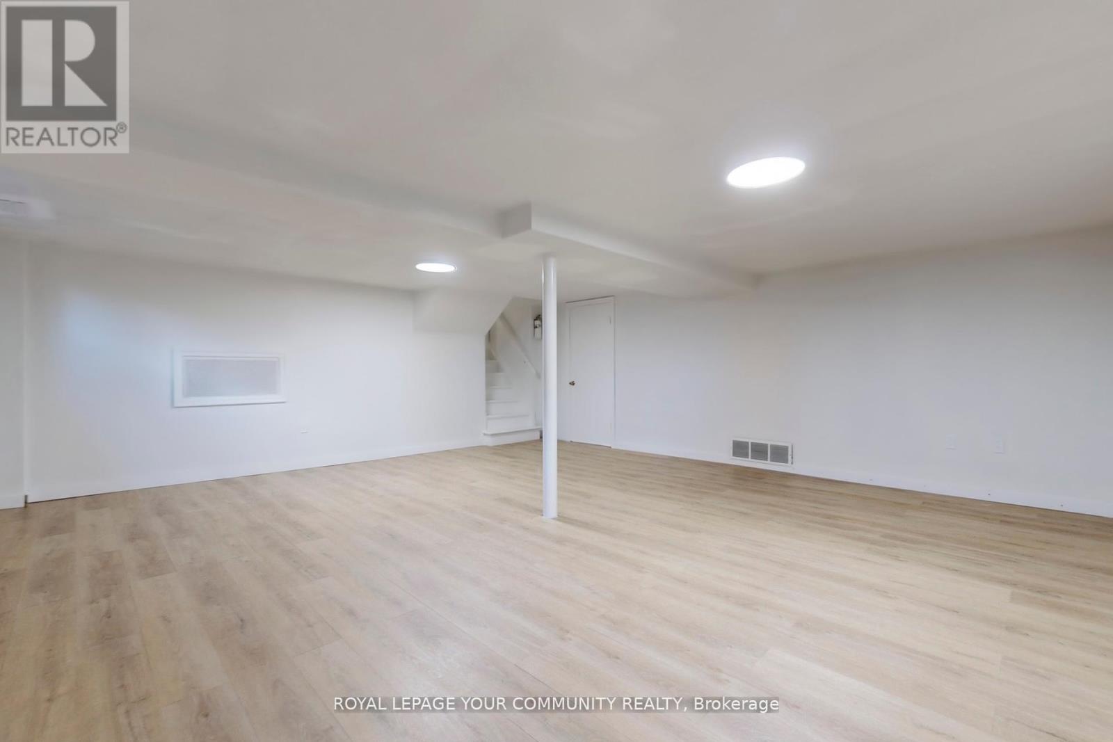 118 Betty Ann Drive, Toronto, Ontario  M2N 1X4 - Photo 37 - C12290570