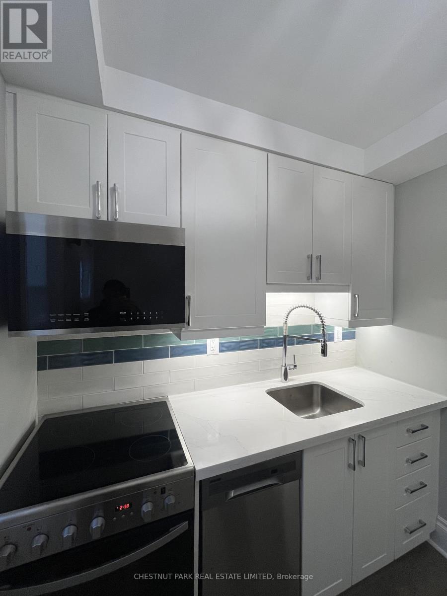 Upper - 5 Kingswood Road, Toronto, Ontario M4E 3N4 - Photo 19 - E12290479