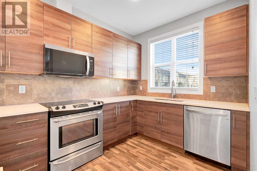 Property at 408, 130 New Brighton Way SE image 3
