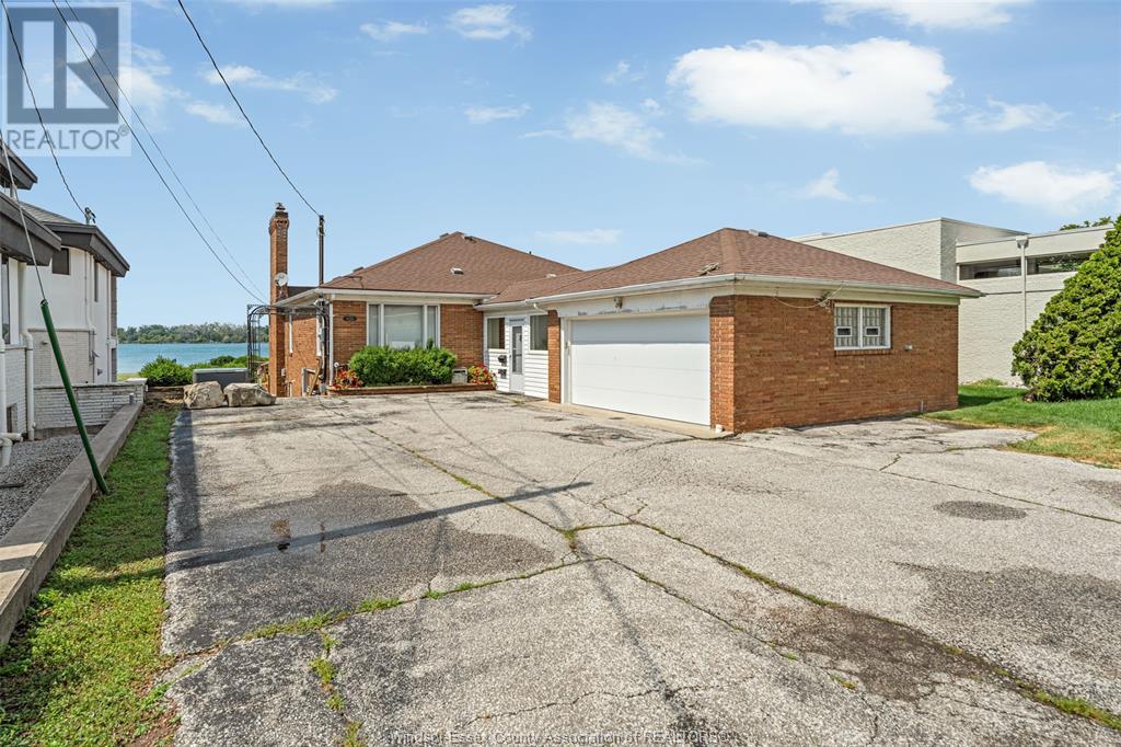 MLS# 25018179: 4240 RIVERSIDE DRIVE, Windsor, Canada