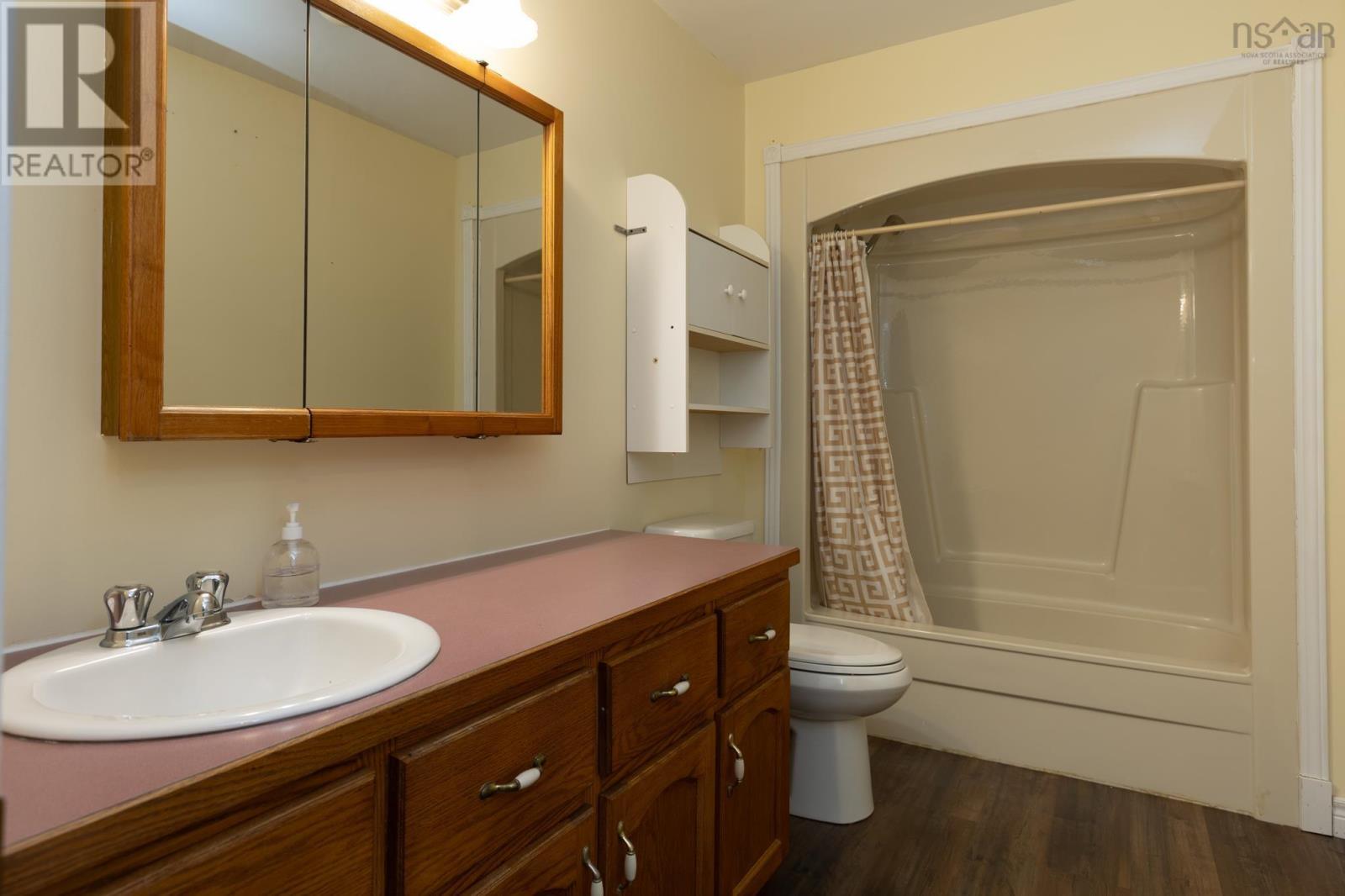 486 Brunswick Street, Yarmouth, Nova Scotia  B5A 4S1 - Photo 13 - 202517922