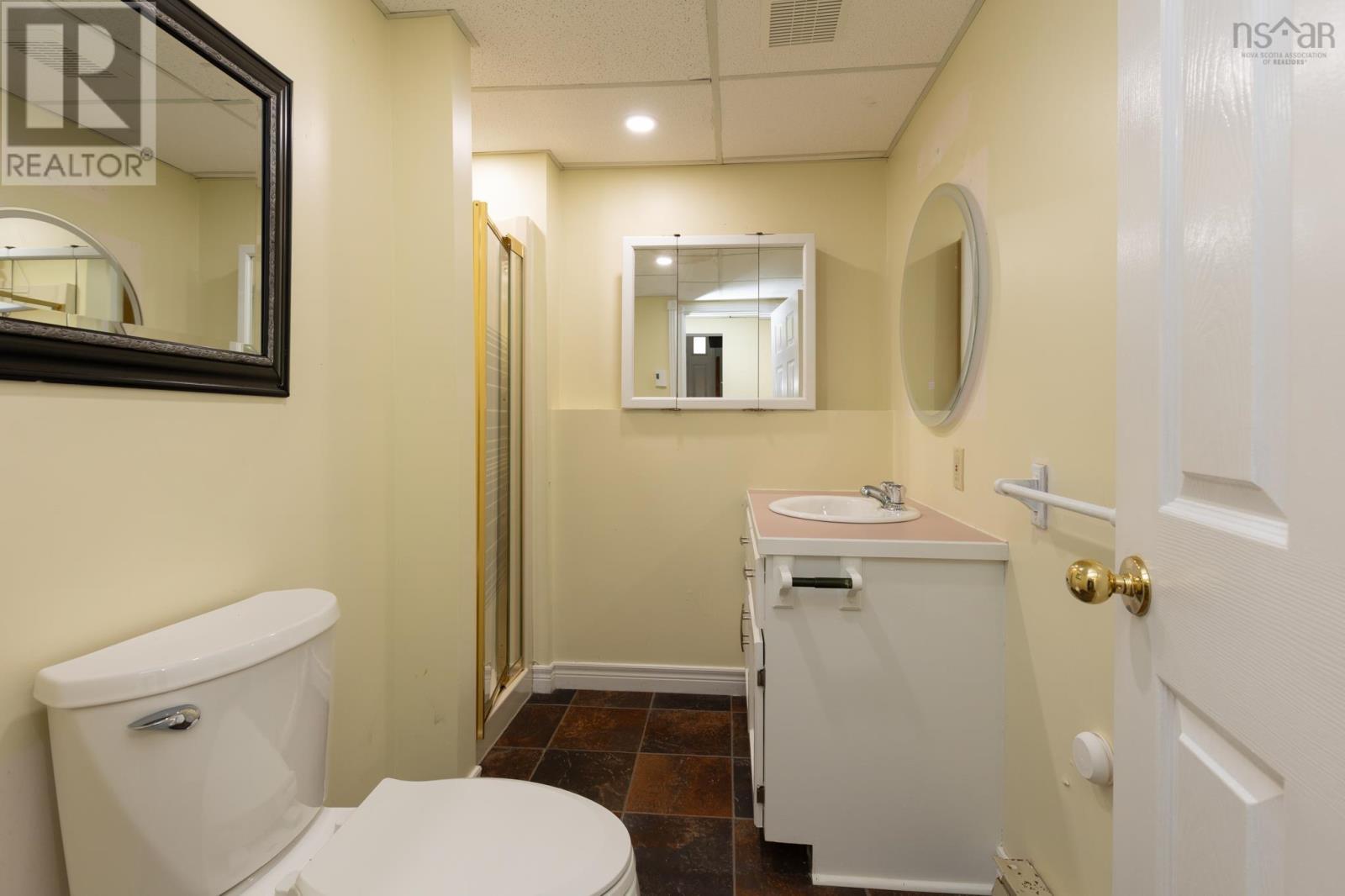 486 Brunswick Street, Yarmouth, Nova Scotia  B5A 4S1 - Photo 23 - 202517922