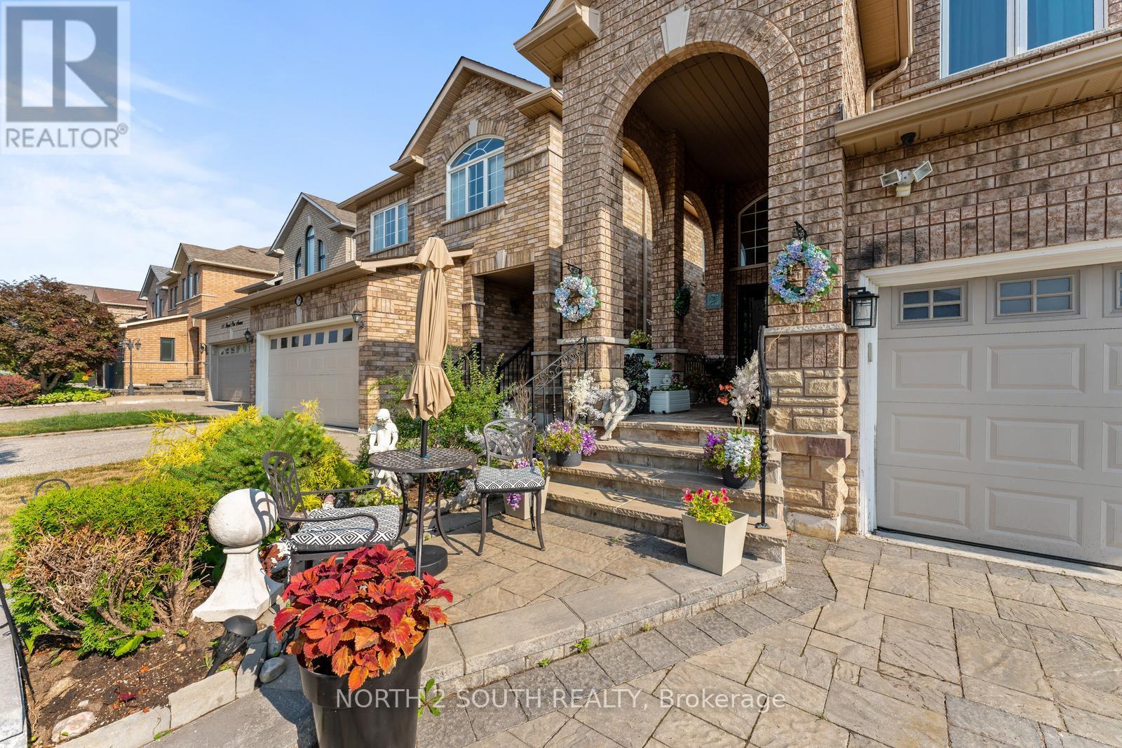 Property at 121 ROYAL PINE AVENUE image 3