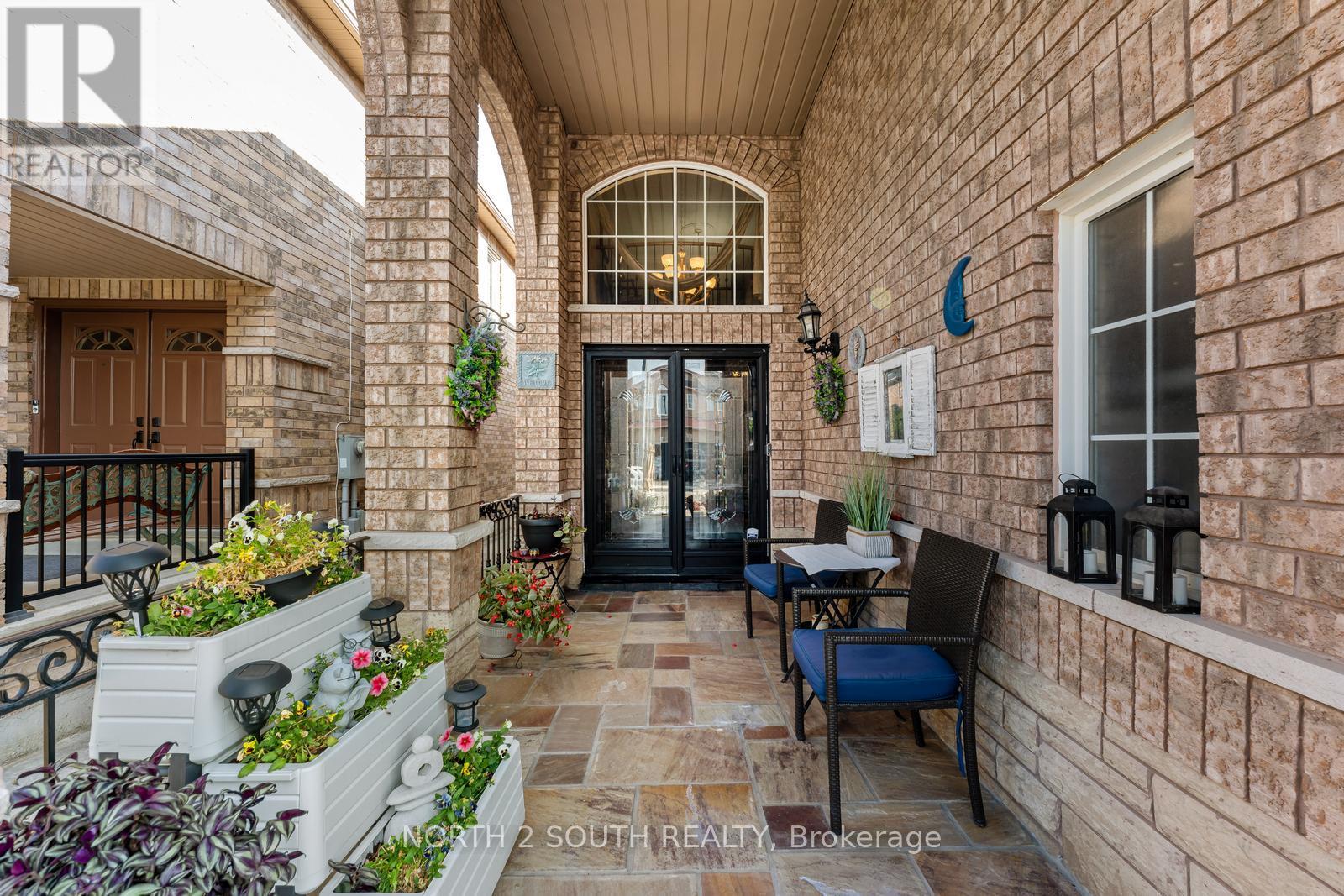 Property at 121 ROYAL PINE AVENUE image 4