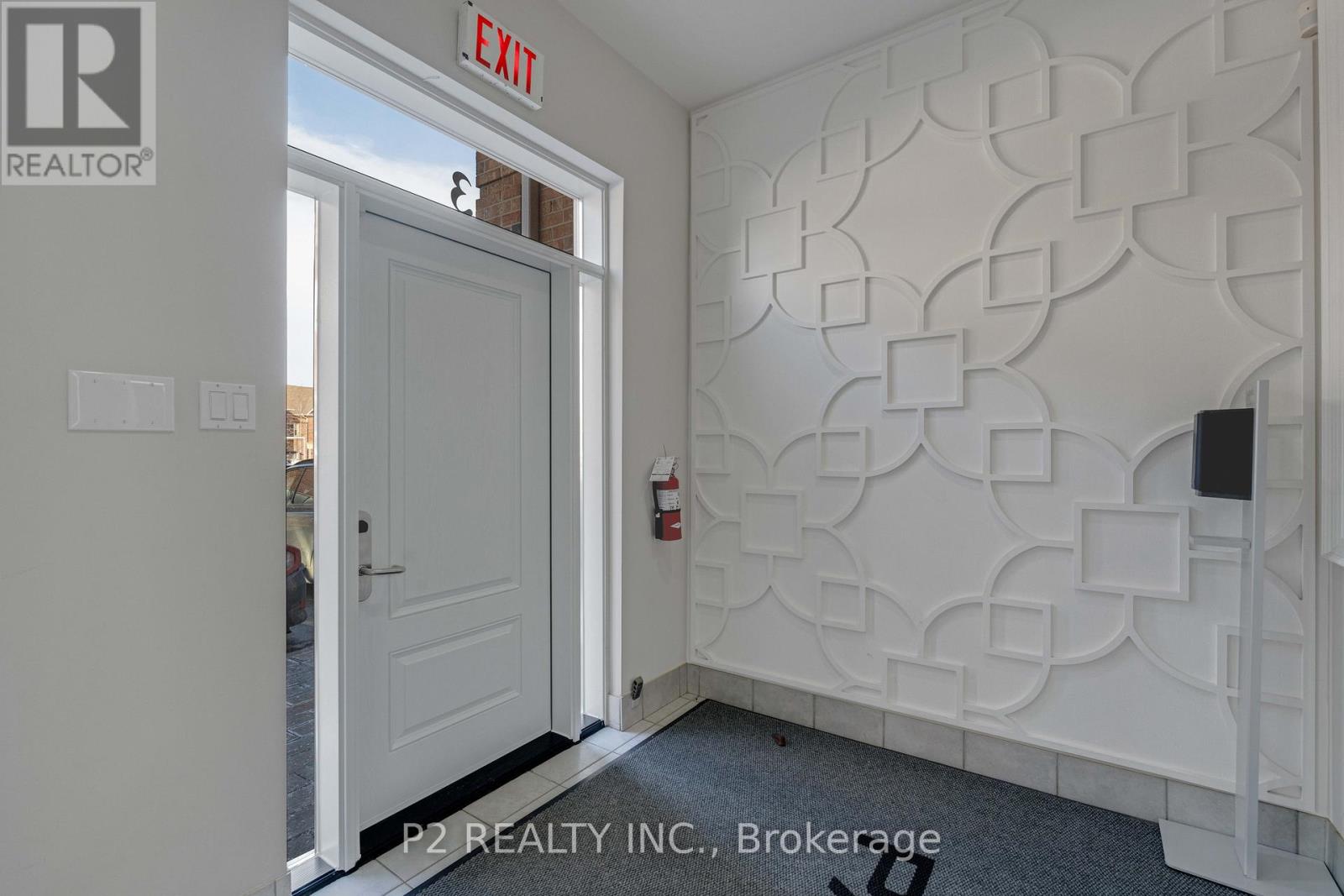 3 - 30 Wertheim Court, Richmond Hill (Beaver Creek Business Park), Ontario  L4B 1B9 - Photo 3 - N12290529