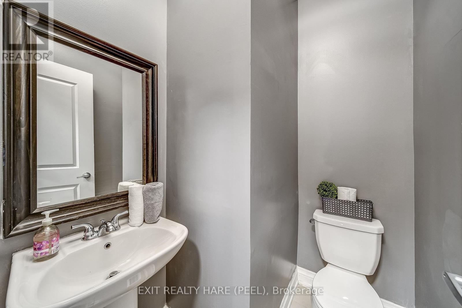 41 Poetry Drive, Vaughan, Ontario  L4H 3R1 - Photo 19 - N12290605