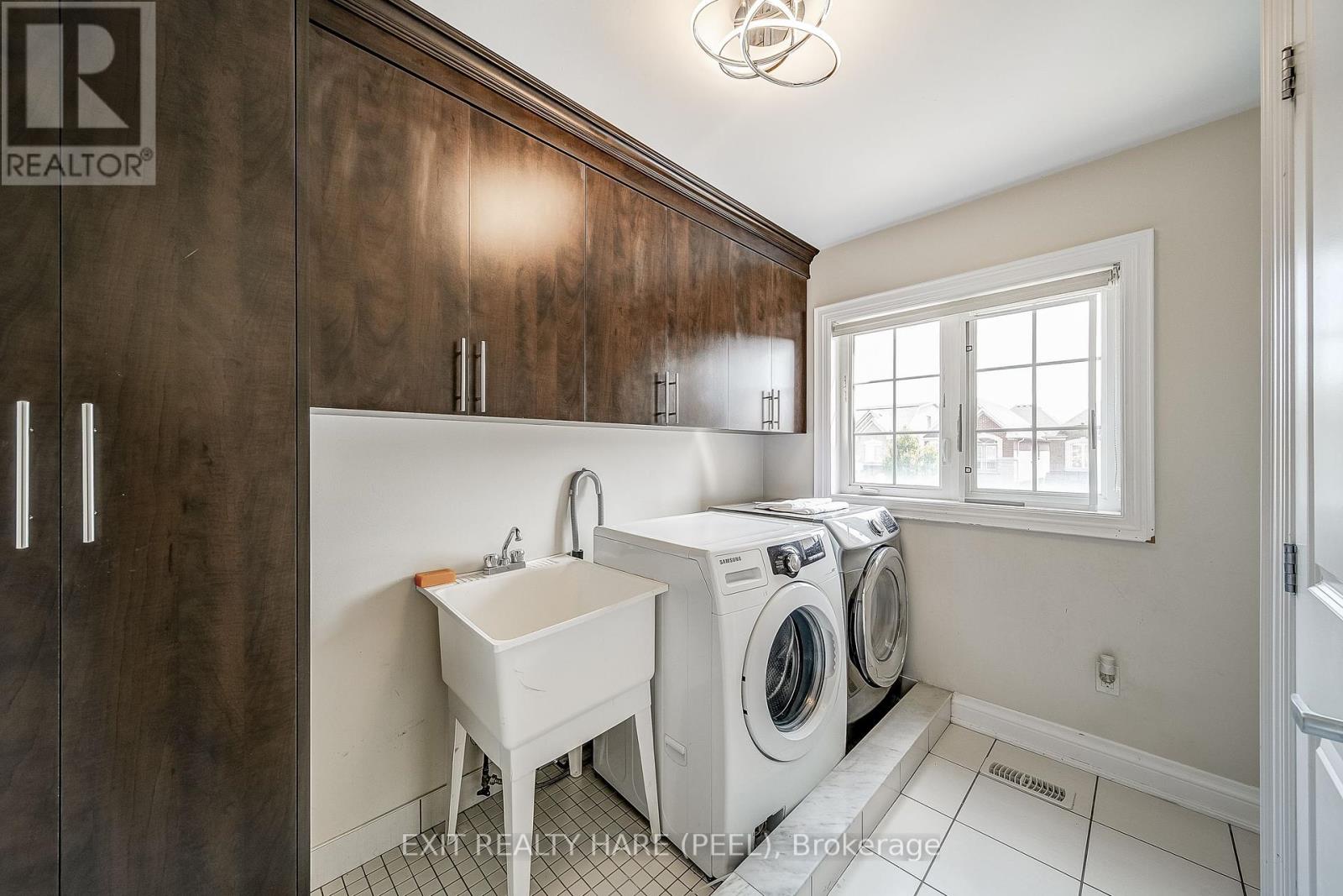 41 Poetry Drive, Vaughan, Ontario  L4H 3R1 - Photo 29 - N12290605