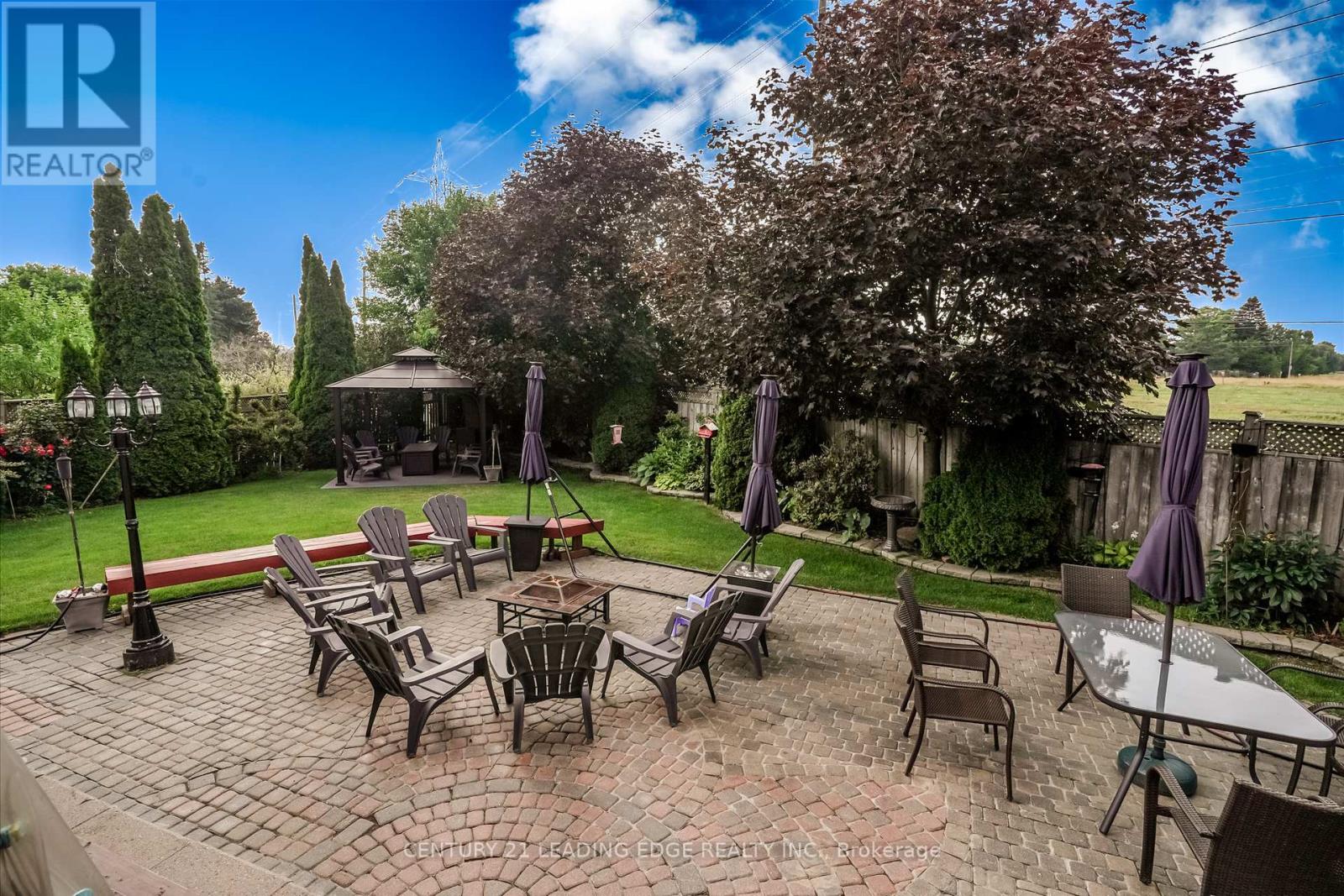 Property at 31 CANDLEBROOK CRESCENT image 5