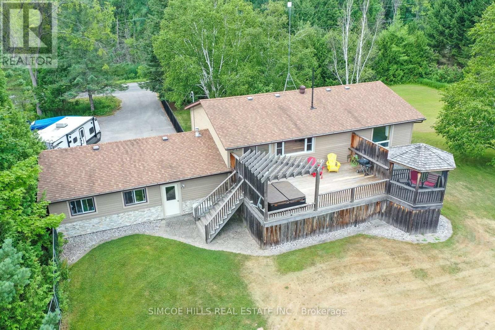 Property at 185 MEDONTE SIDE ROAD ROAD image 2
