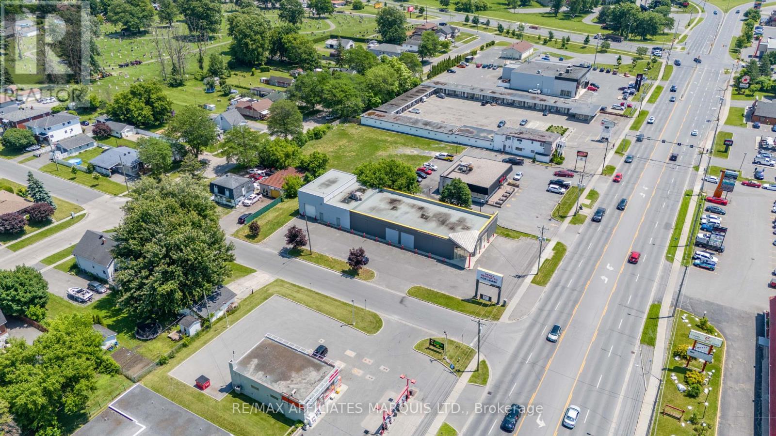 1139 Brookdale Avenue, Cornwall, Ontario  K6J 4P6 - Photo 6 - X12290637