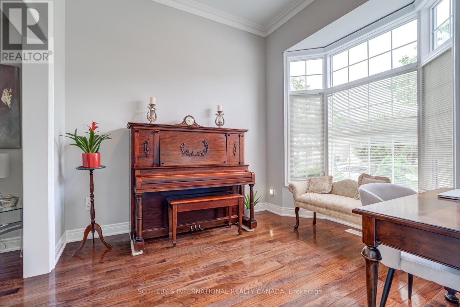Property at 5 XAVIER COURT image 4