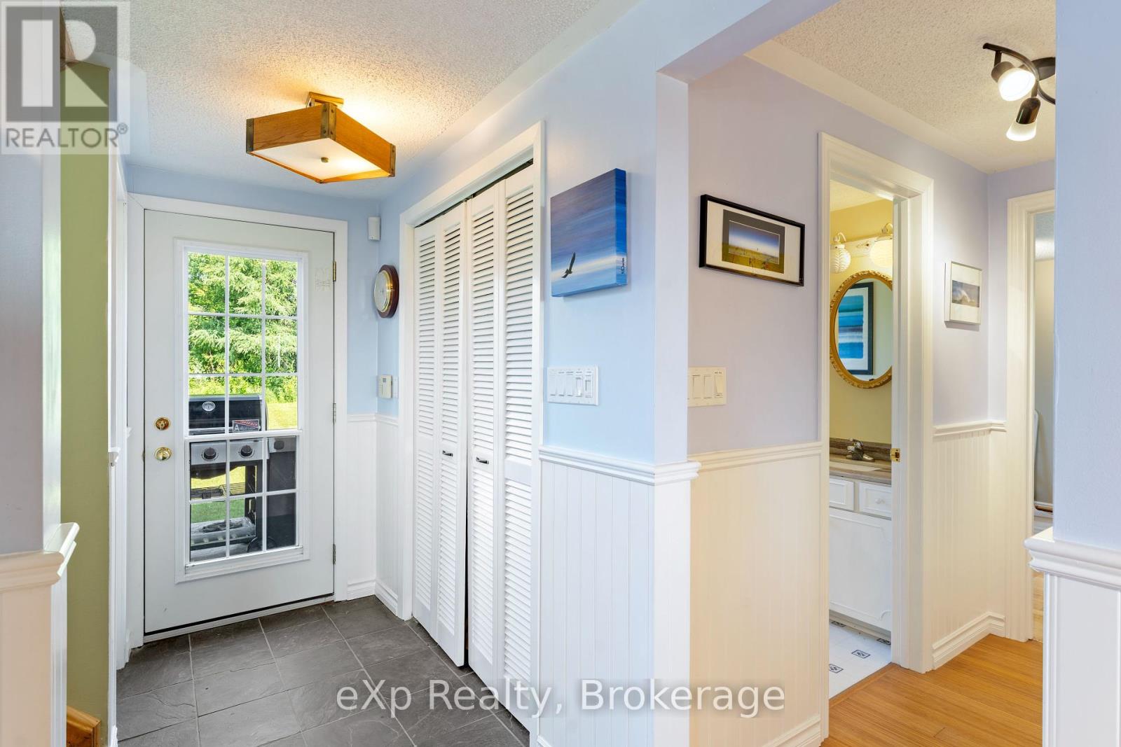 329 Bay Street, South Bruce Peninsula, Ontario  N0H 2T0 - Photo 17 - X12264570