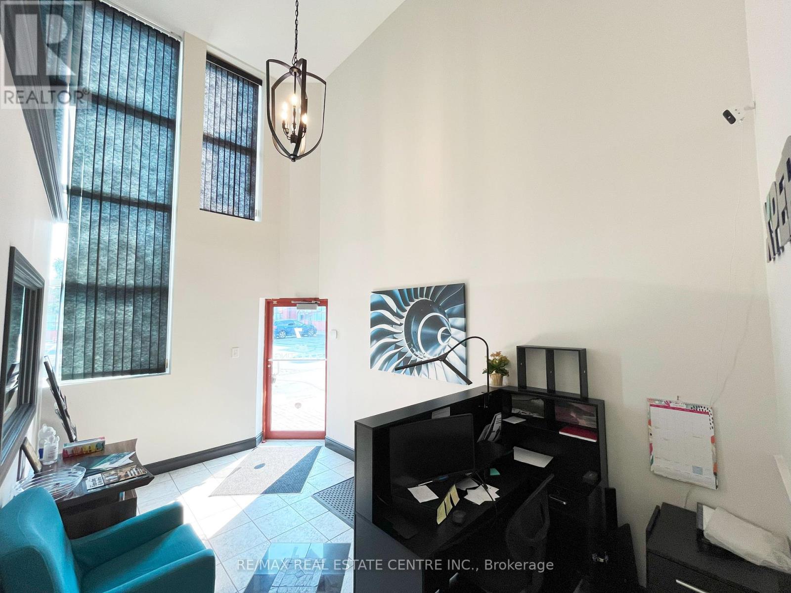 7 - 5100 South Service Road, Burlington, Ontario  L7L 6A5 - Photo 6 - W12290407