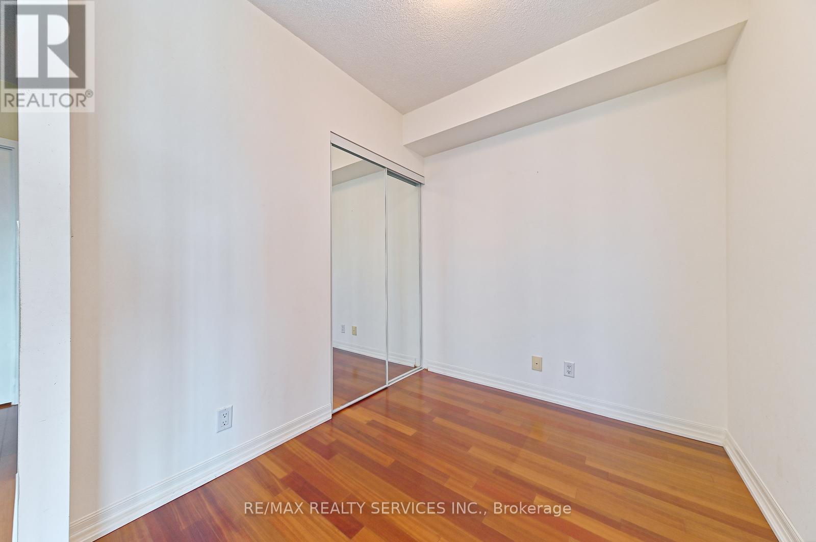 Suite 1309 - 38 Fontenay Court, Toronto, Ontario  M9A 5H5 - Photo 25 - W12290448