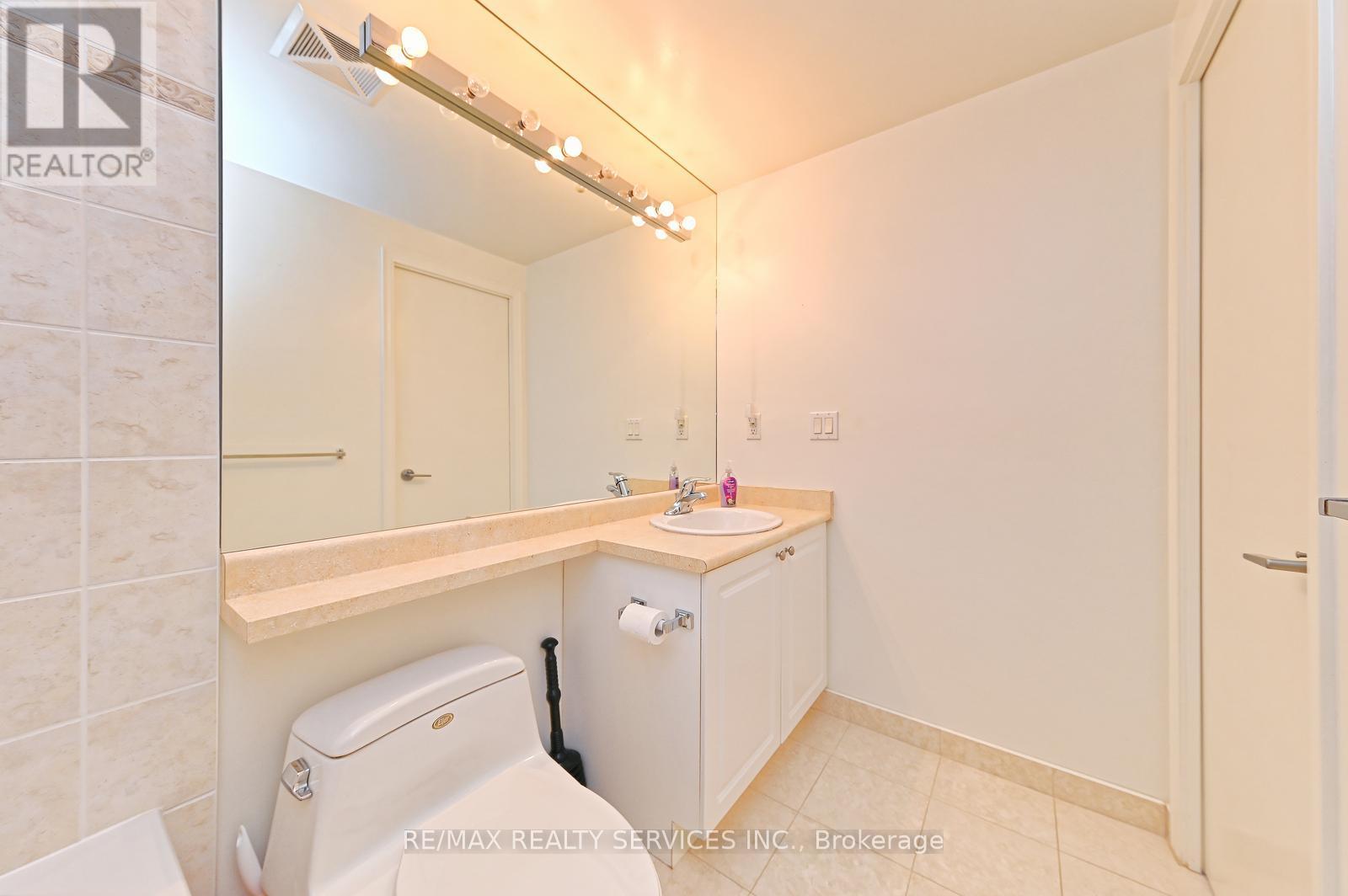 Suite 1309 - 38 Fontenay Court, Toronto, Ontario  M9A 5H5 - Photo 29 - W12290448