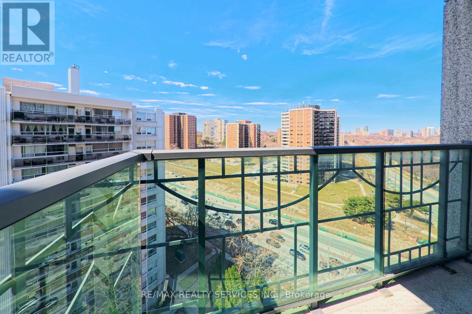 Suite 1309 - 38 Fontenay Court, Toronto, Ontario  M9A 5H5 - Photo 38 - W12290448