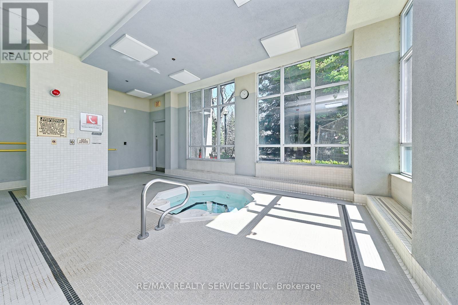 Suite 1309 - 38 Fontenay Court, Toronto, Ontario  M9A 5H5 - Photo 41 - W12290448