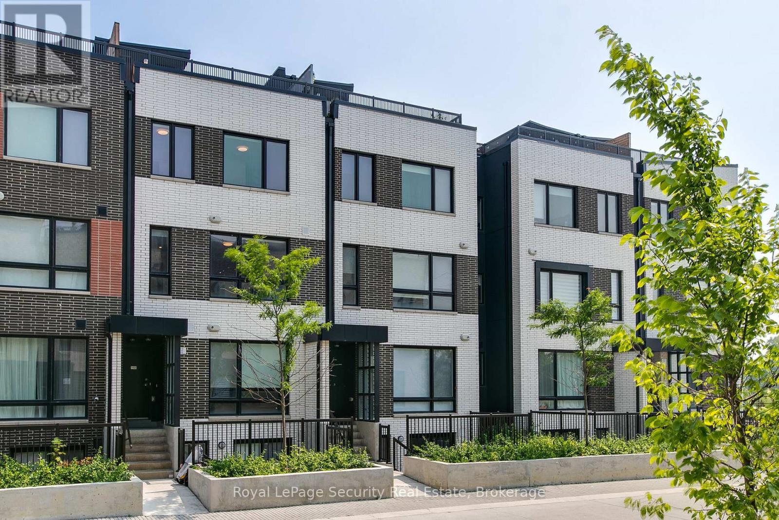 Property at TH 22 - 40 ED CLARK GARDENS image 1