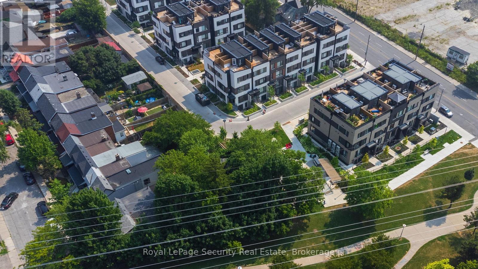 Th 22 - 40 Ed Clark Gardens, Toronto, Ontario  M6N 0B5 - Photo 6 - W12290461