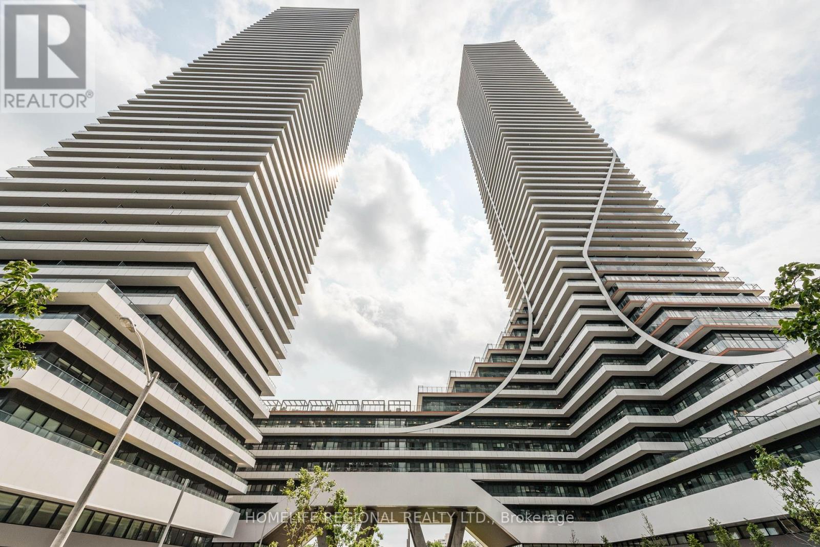 3422 - 30 SHORE BREEZE DRIVE, Toronto, Ontario