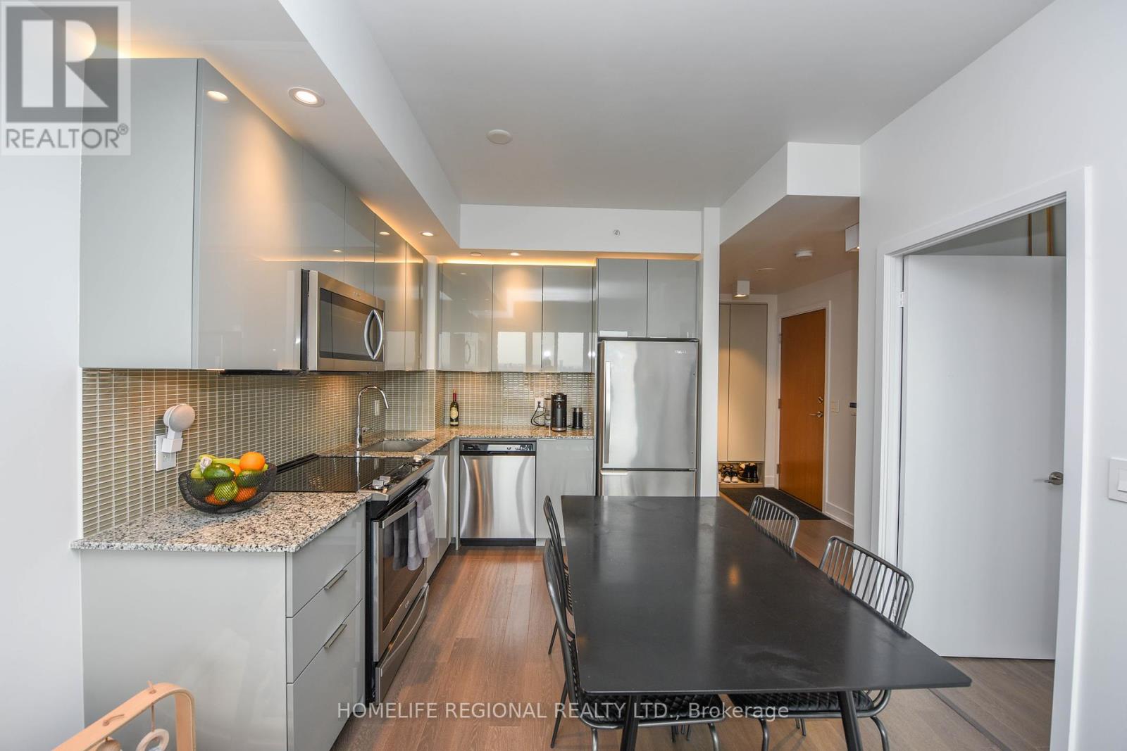 3422 - 30 Shore Breeze Drive, Toronto (Mimico), Ontario  M8V 0J1 - Photo 7 - W12290466