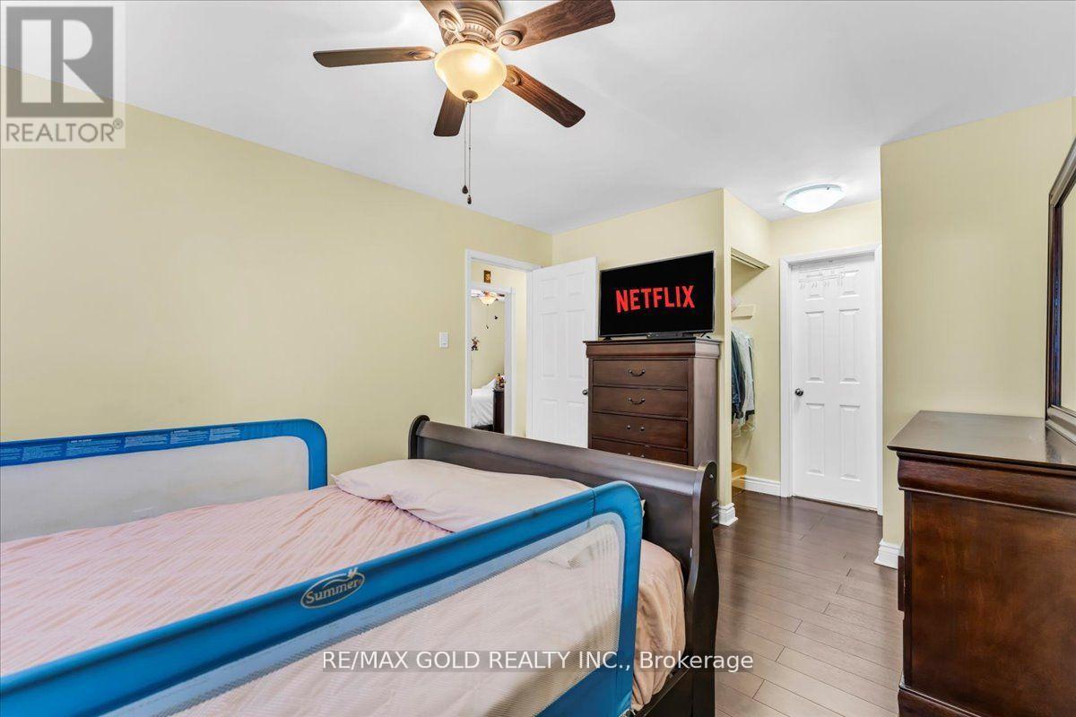 53 Dorchester Drive, Brampton, Ontario  L6T 3E2 - Photo 26 - W12290492
