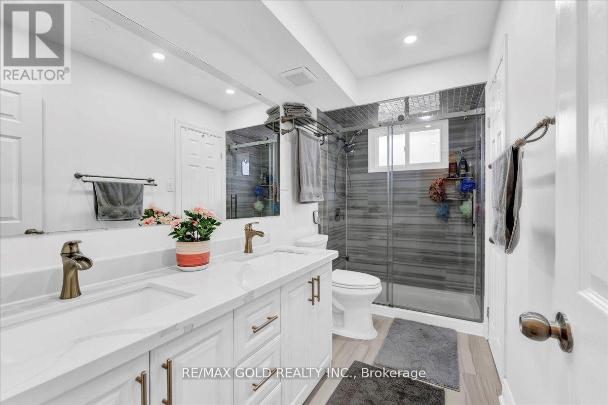 53 Dorchester Drive, Brampton, Ontario  L6T 3E2 - Photo 34 - W12290492