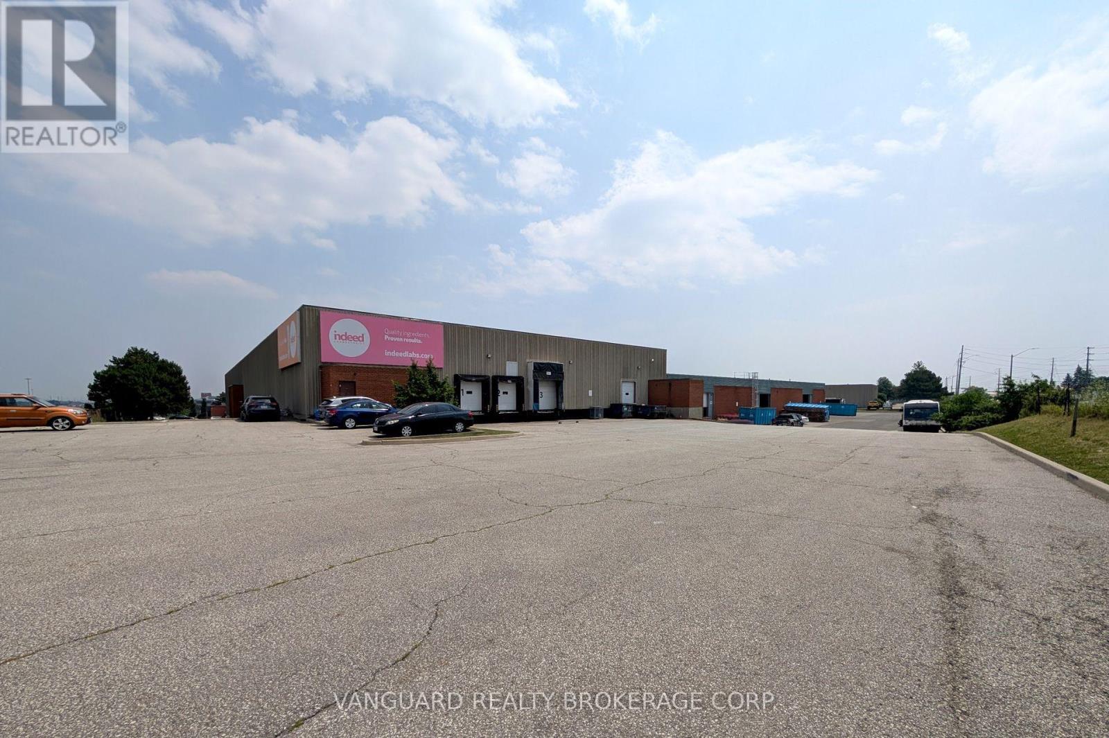 3 - 1035 Ronsa Court, Mississauga, Ontario  L4W 2N6 - Photo 2 - W12290540